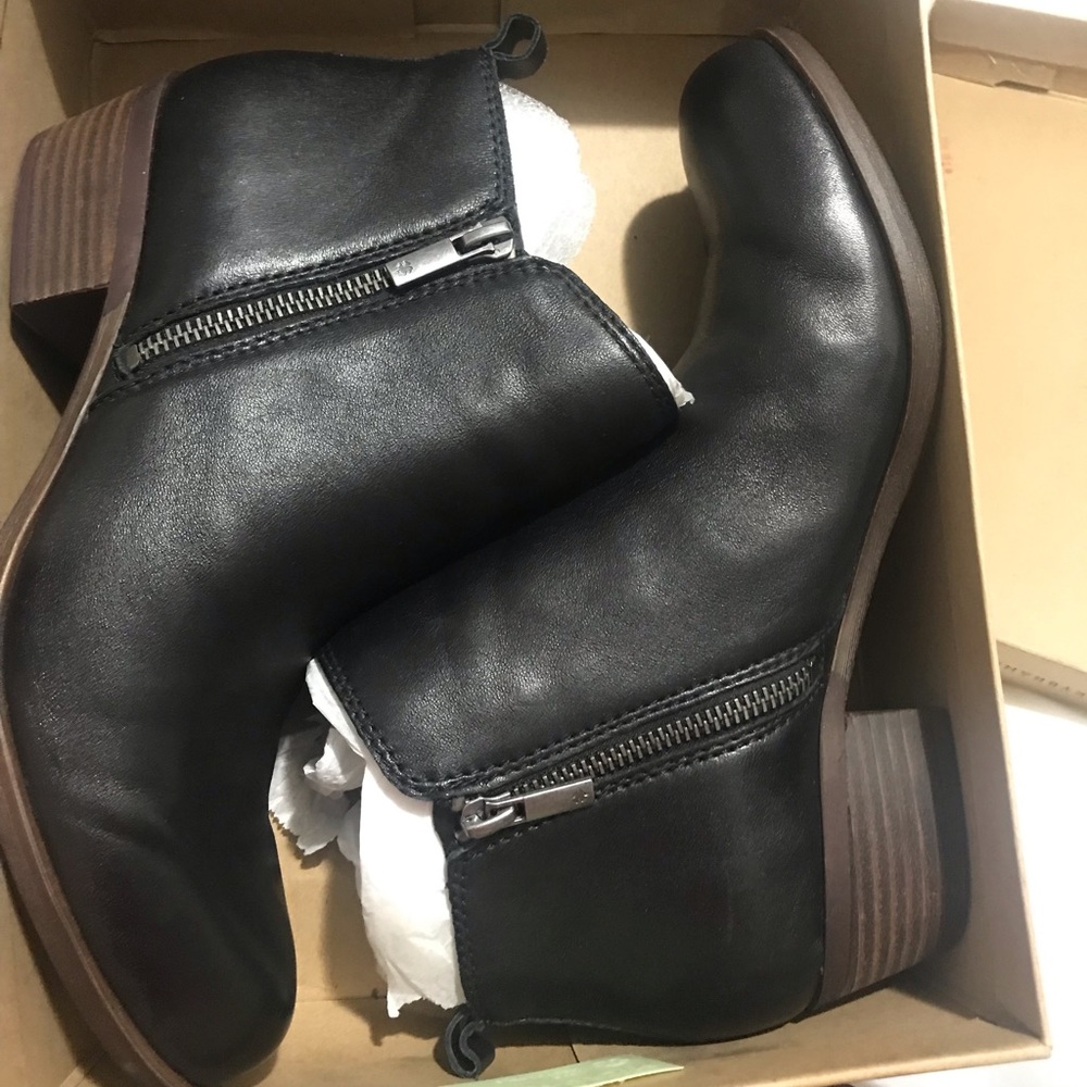 Lucky Brand Basel Bootie Black Ankle Boots